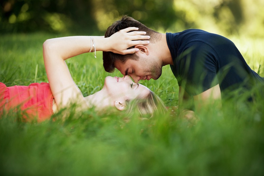 La MILF et son jeune amant de 5 à 7